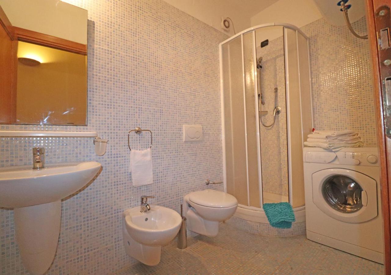 דירות לה מדלנה Le Residenze Di Padule 01 מראה חיצוני תמונה